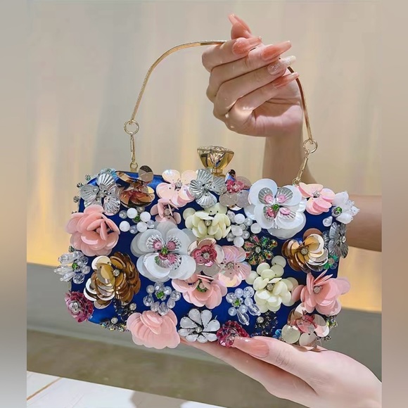 Jane Chic Designs Blue Blooming Bliss Clutch - Picture 4 of 9